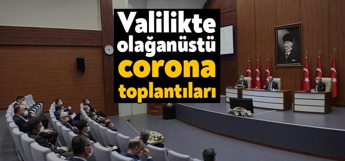 Kocaeli Valiliği’nde yükselen vaka sayıları sonrasında pandemi toplantısı gerçekleştirildi.
