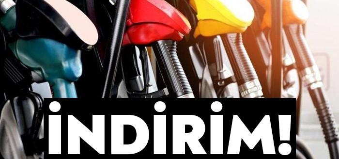 Yarın gece yarısından itibaren geçerli olmak üzere benzinin litre fiyatına