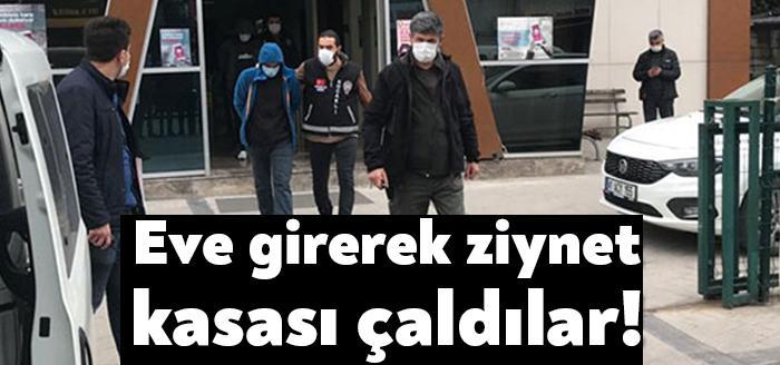 Kocaeli Haber. Kocaeli’nin Gölcük ilçesinde hırsızlar bir eve girerek ziynet