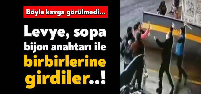 Kocaeli'nin Gebze ilçesinde, bir oto tamirhanesine gelen grup ile iş