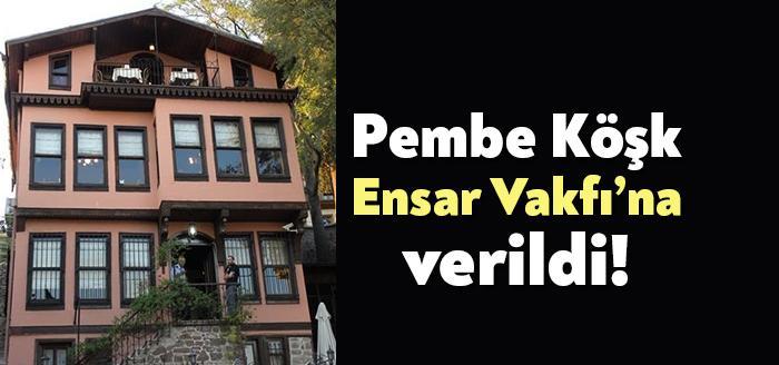 İzmit’te yer alan Kocaeli Büyükşehir Belediyesi mülkü Pembe Köşk binası