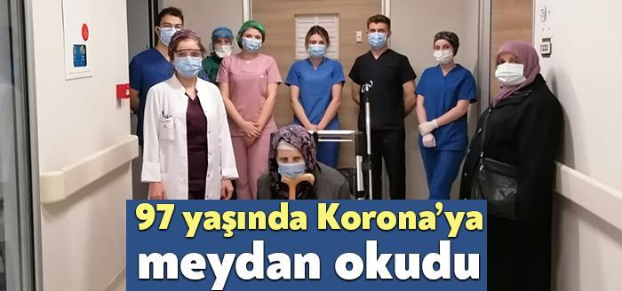 Medar Hastanesi Gölcük’te Covid-19 teşhisiyle tedavi altına alınan 97 yaşındaki