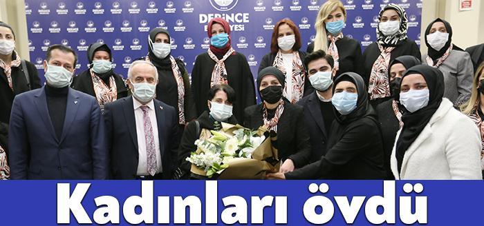 AKP Derince İlçe Kadın Kolları’nın düzenlediği yönetim kurulu toplantısına katılan