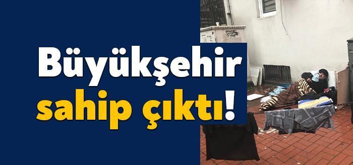 Kocaeli’nin İzmit ilçesinde bugün sabah saatlerinde kaldırımda yaşayan vatandaşla ilgili