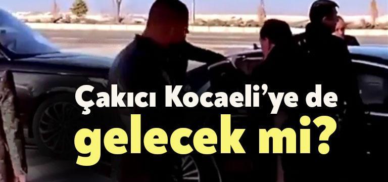 Son dönemde il ziyaretlerinde bulunan ve AKP plakalı aracı ile
