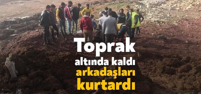 Kocaeli'nin Körfez ilçesinde hafriyat sahasında kamyondan dökülen toprağın altında kalan