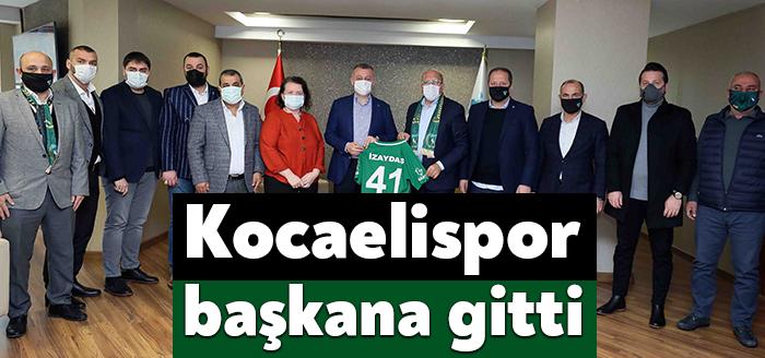 Kocaeli Büyükşehir Belediye Başkanı Büyükakın, Kocaelispor yönetimini makamında konuk etti.