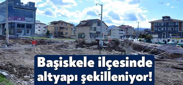 Başiskele Selahattin Eyyubi Caddesi’nde Büyükşehir Belediyesi tarafından yapılan yenileme çalışmaları