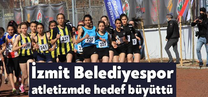 Geçen yıl Turkcell Atletizm Süper Ligi’nde 4. olan İzmit Belediyespor