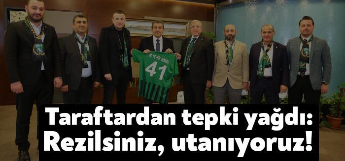 Kocaelispor Yönetim Kurulu üyeleri önceki gün AKP'li Esenler Belediye Başkanı