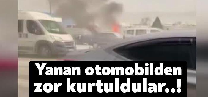 Kocaeli'nin Derince ilçesinde seyir halindeyken motoru tutuşan otomobil alev alev