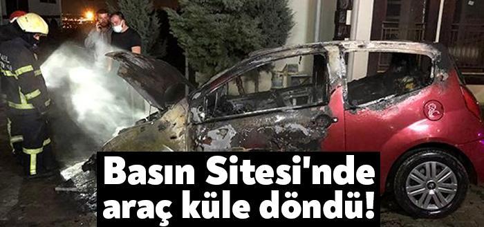Kocaeli'nin Derince ilçesinde bulunan Basın Sitesi'nin bahçesinde, park halinde bulunan