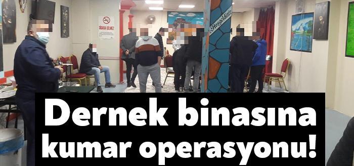 Darıca’da bulunan bir dernek lokali içerisinde kumar oynandıkları belirlenen 17