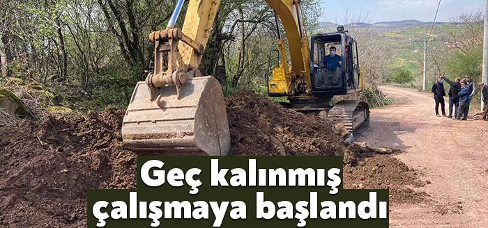 İzmit ilçesi Gökçeören Köyü-Çeribaşı Topallar arası yolunda, Başkan Doç. Dr.