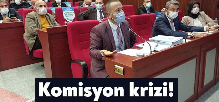 İzmit Belediye Meclisi’nde bugün ihtisas komisyonları seçimlerinde tartışmalar yaşandı.