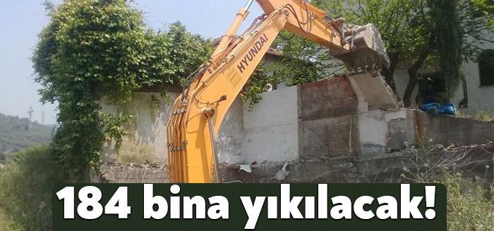 Körfez Belediyesi, ilçe genelinde imara aykırı ve tehlike arz eden