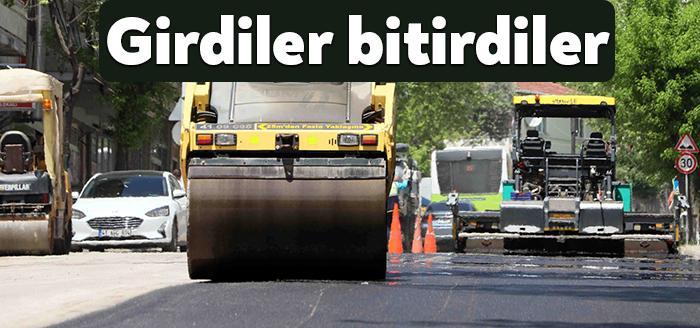İzmit 28 Haziran Mahallesi eski İstanbul Caddesi’nde gerçekleştirilen asfalt çalışmasını