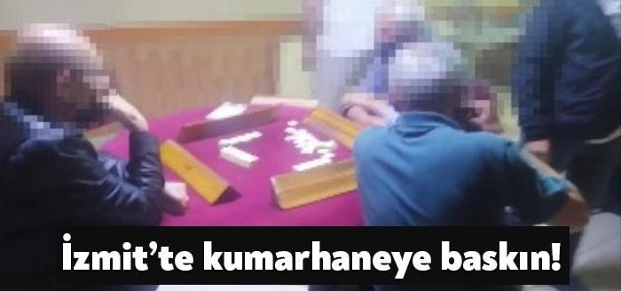 İzmit'te bir kahvehane ile eve yapılan baskında kumar oynayan 24