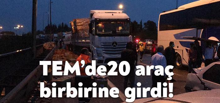 İzmit’te, TEM Otoyolu'nda yağmur yağışı nedeniyle kayganlaşan yolda sürücüsünün kontrolünü