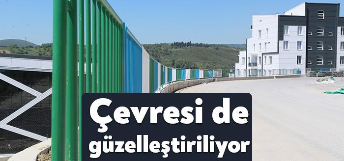 İzmit Belediyesi, Vadi İzmit Evleri’nin de bulunduğu sokakta vatandaşların güvenliğini