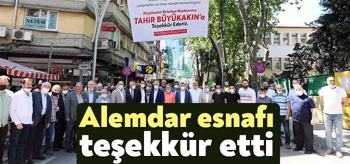 Alemdar esnafları ile sohbet eden Başkan Büyükakın, “Derince’ye taşınacak olan