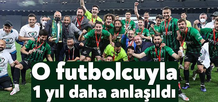 Kocaelispor, 2016 yılından bu yana formasını giyen 28 yaşındaki orta