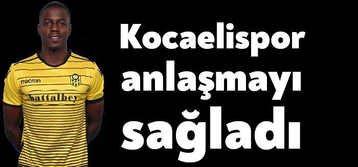 Kocaelispor CFR Cluj'un kanat oyuncusu Michael Pereira ile ön protokol