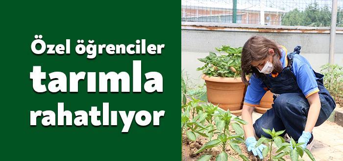 Kocaeli Büyükşehir Belediyesi, Cemil Meriç Engelsiz Yaşam Merkezi’nde eğitim gören