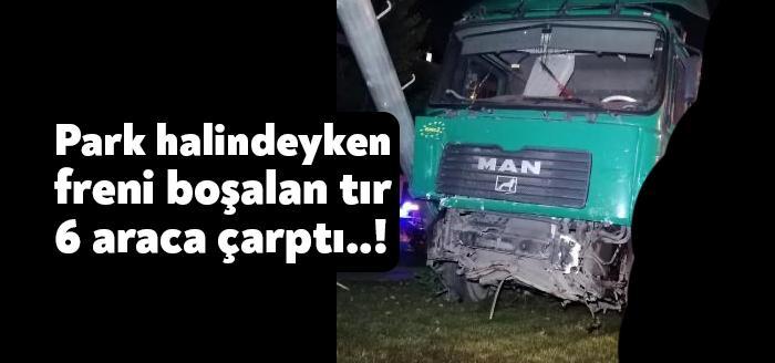Kocaeli'nin Gebze ilçesinde park halindeyken freni boşalan tır 6 araca