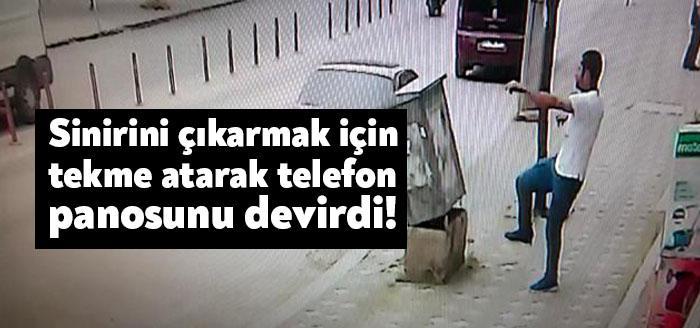Kocaeli'nin Gebze ilçesinde kaldırım üzerinde yürüyen bir şahıs, ilk olarak
