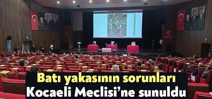 Kocaeli Büyükşehir Belediye Meclisi’nde CHP’li meclis üyeleri, şehrin batısındaki sorunları