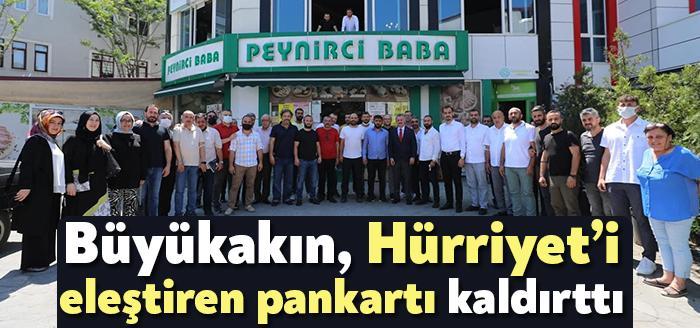 Kuruçeşmeliler Derneği Başkanı Gökhan Akkaya ve yönetimi, dernek binasına İzmit