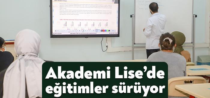 Akademi Lise’de eğitimler sürüyor