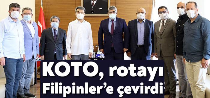Filipinler Cumhuriyeti İstanbul Başkonsolosu Arvin R. De Leon ve beraberindeki