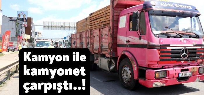 Kocaeli'nin İzmit ilçesi D-100 karayolunda kamyon ve kamyonetin çarpışması neticesinde