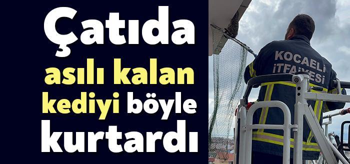 Derince ilçesi Sırrıpaşa Mahallesi’nde sabah saatlerinde 6 katlı apartmanın çatı