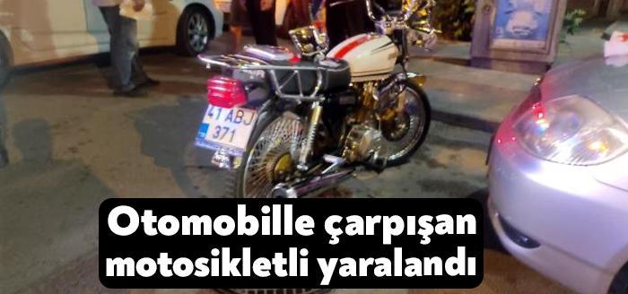Kocaeli'nin Gölcük ilçesinde otomobille çarpışan motosikletin sürücüsü yaralandı.