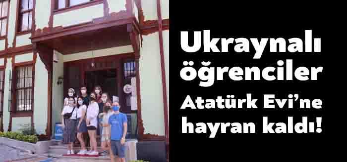 İzmit Belediyesi ve AISEC’in düzenlediği etkinlik kapsamında Ukraynalı öğrenciler, içerisinde