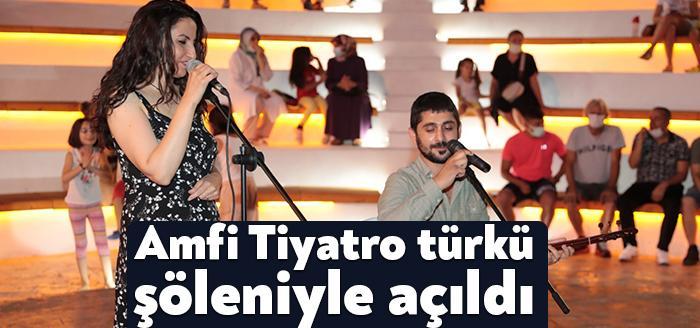 Yenilenerek son derece modern bir çehreye kavuşturulan Yahya Kaptan Amfi