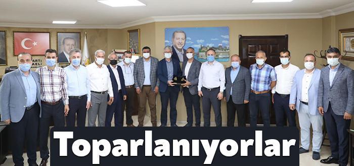 AK Parti Kocaeli İl Başkanı Mehmet Ellibeş, önceki dönem ilçe