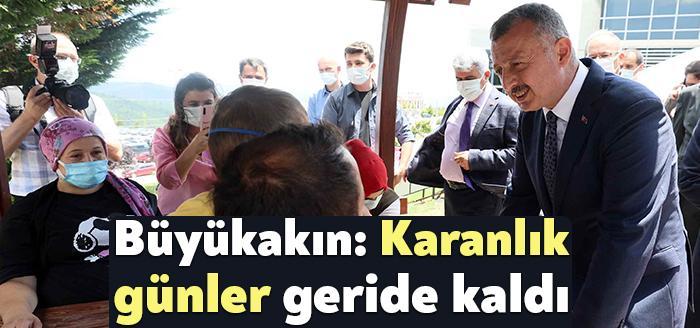 Kocaeli Üniversitesi Araştırma ve Uygulama Hastanesi’ni ziyaret eden Başkan Büyükakın,