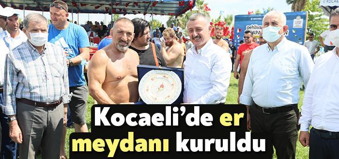 Efsane pehlivan Ahmet Taşçı onuruna düzenlenen 13. Sekapark Altınkemer Yağlı