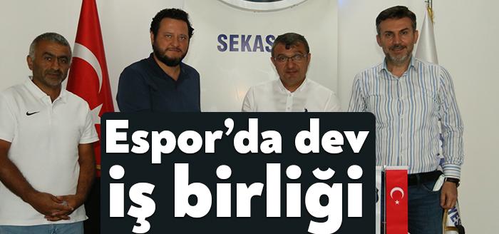 Türkiye’nin iki köklü kulübü Beşiktaş ile Kocaeli Büyükşehir Belediye Kağıtspor,