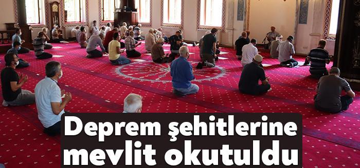 17 Ağustos 1999 Marmara Depremi’nin 22. yıldönümünde İzmit Belediyesi tarafından
