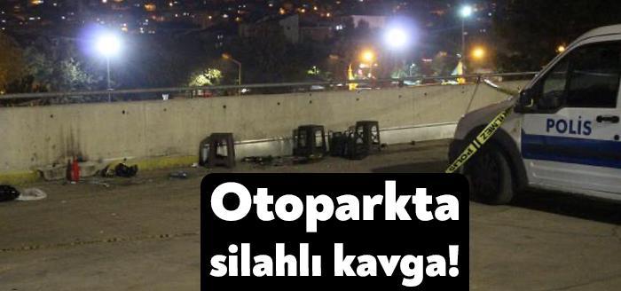 Kocaeli Haber - İzmit'te açık bir otoparkta alkol alan arkadaşlar