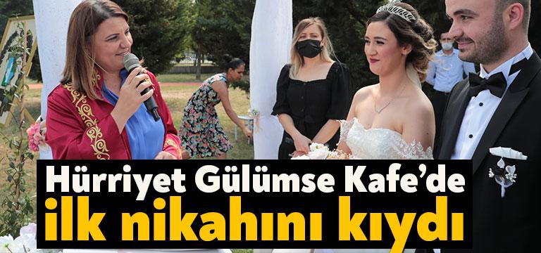İzmit Belediye Başkanı Av. Fatma Kaplan Hürriyet, evlenmek isteyen çiftler