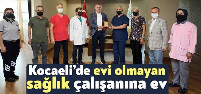 Sağlık çalışanlarıyla bir araya gelen Başkan Büyükakın, “Pandemi nedeniyle çok