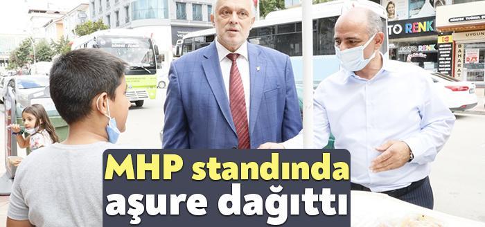 Körfez Belediye Başkanı Şener Söğüt, MHP Körfez İlçe Teşkilatı’nın düzenlediği