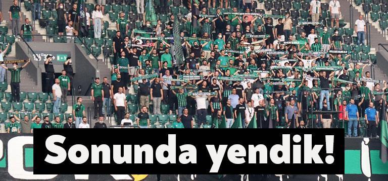 Kocaeli Stadyumu’nda Yılport Samsunspor’la mücadele eden Kocaelispor 45+2’de Benhur Kevser’in