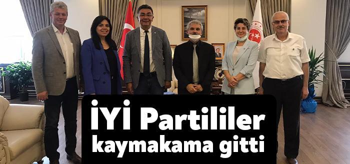 İYİ Parti Kocaeli İl Başkanı Şanbaz Yıldız ve beraberindekiler İzmit'e